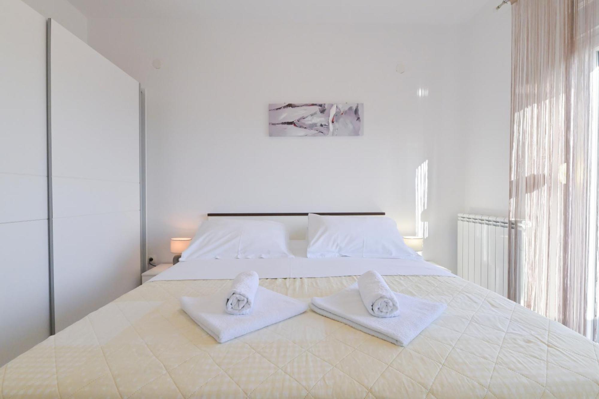 Apartment Amelie - With Pool And Sauna! Galovac  Εξωτερικό φωτογραφία