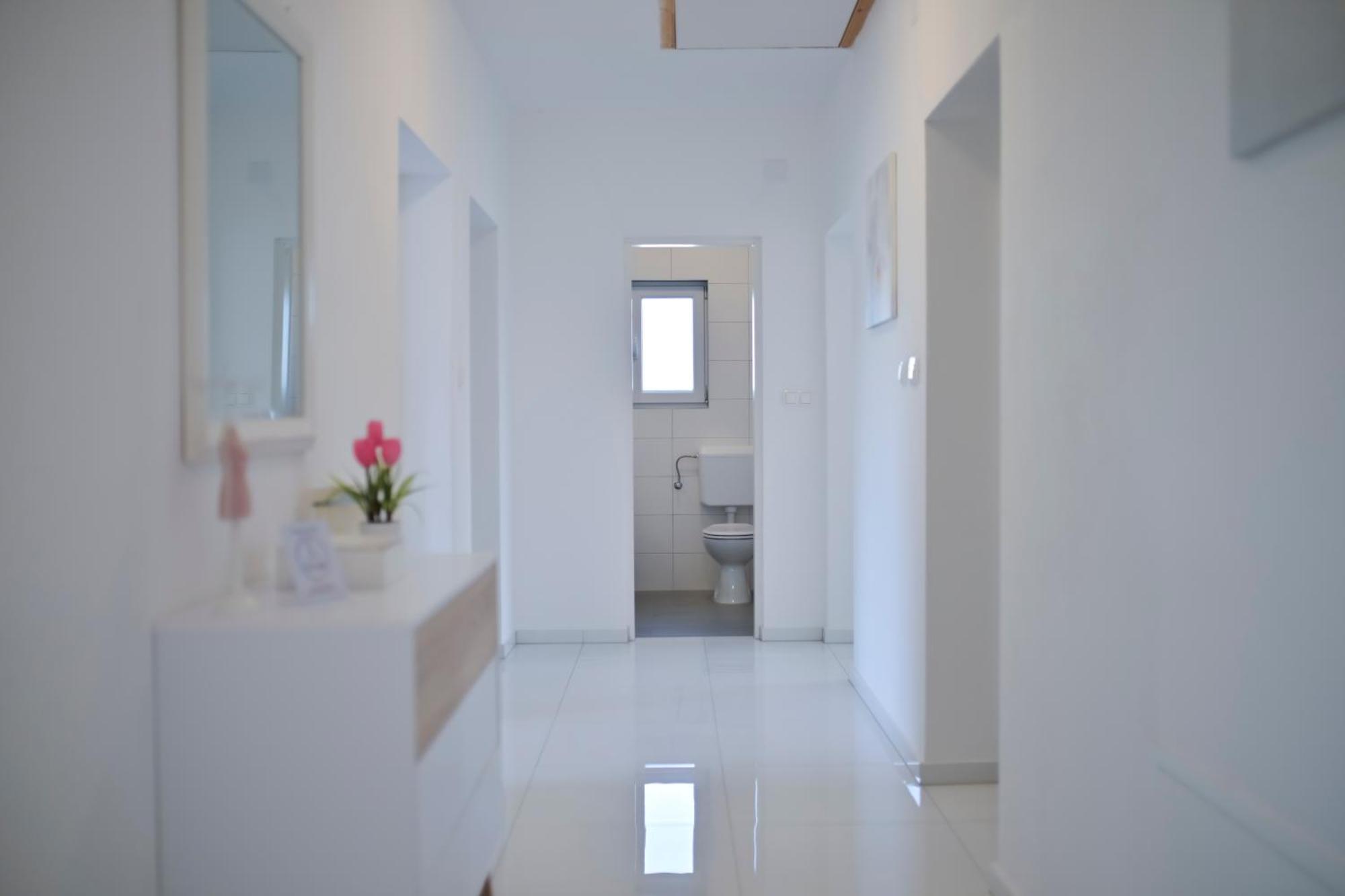 Apartment Amelie - With Pool And Sauna! Galovac  Εξωτερικό φωτογραφία
